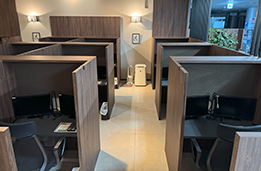 12ロイヤル席②（12投票所）の画像