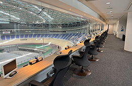 スーパーロイヤル席②（64投票所）の画像